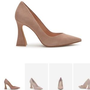 Vince Camuto- Akenta pump NWT in original box